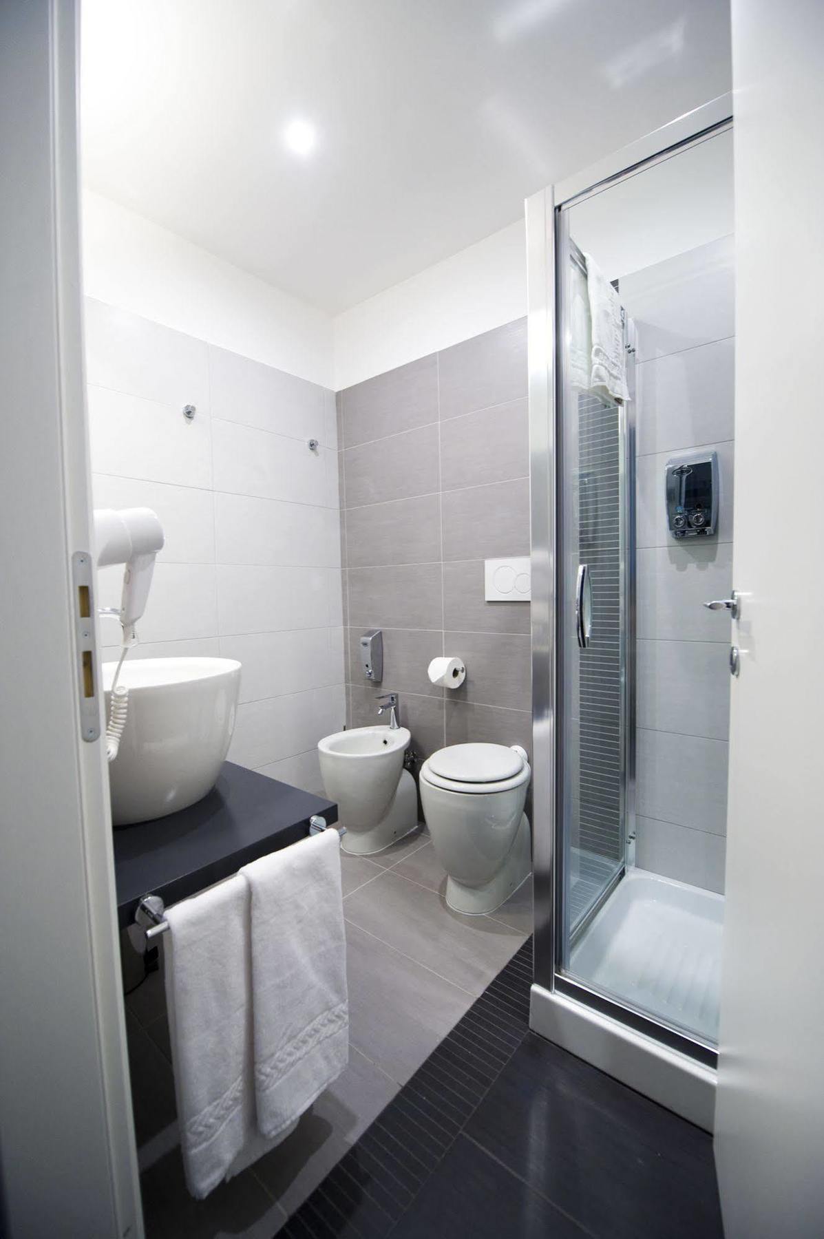 Grey&White Hotel Roma Exterior foto